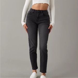American Eagle Mom Jeans